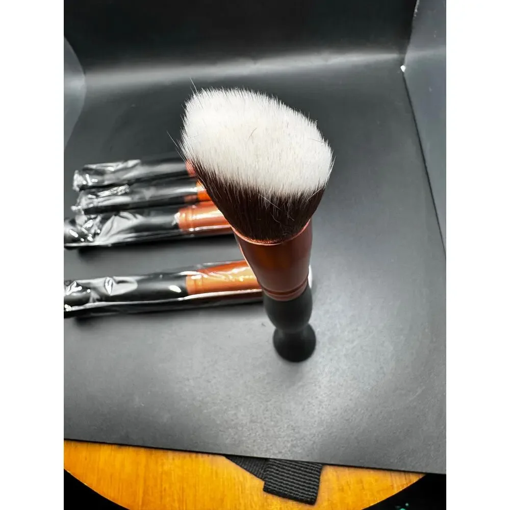 NWT 5 Big Stand Brushes- They all have flat bottom & are able to stand alone